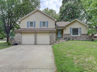 6230 Mullen Rd, Shawnee, KS 66216