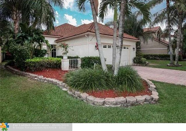 1st image of 2650 Oak Park Cir