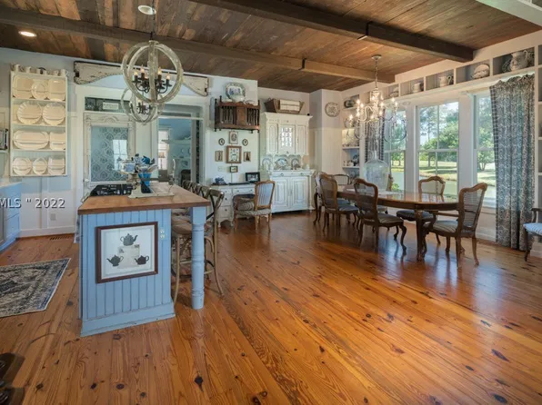 12 Rice Mill Ln, Hilton Head Island, SC 29928