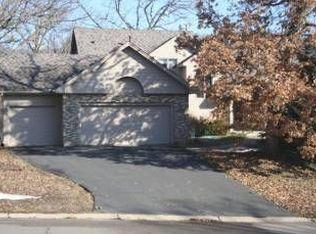 12827 Dover Ct, Apple Valley, MN 55124