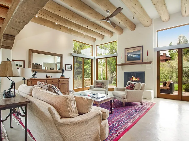 3 Sunflower Rd — Photo 2