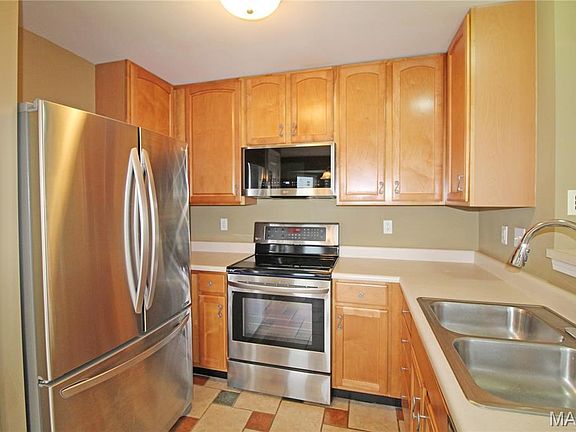 2nd image of 158 Bayhill Village Dr