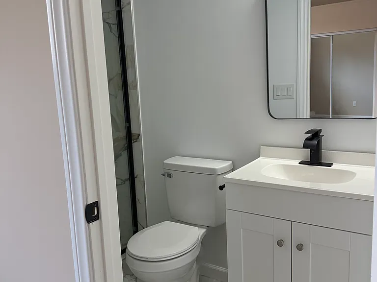 345 W Elk Ave #0 — Photo 15