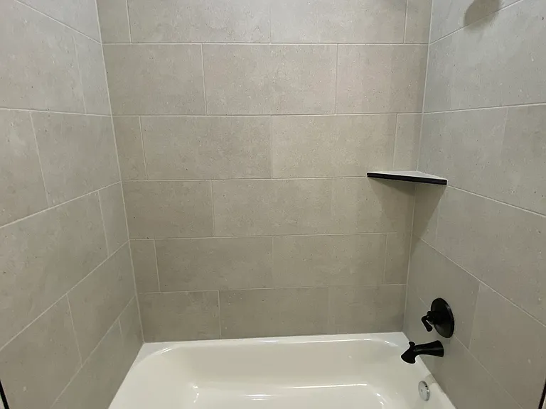 2836 Kingswood Dr — Photo 34