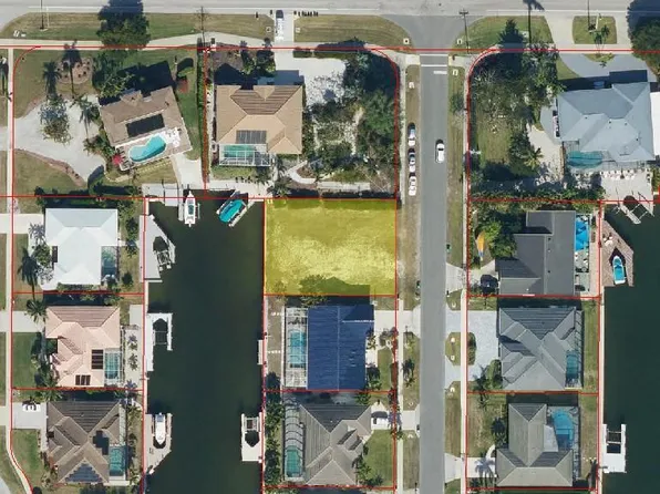 80 Lamplighter DR, MARCO ISLAND, FL 34145