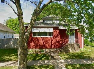 216 Union St, Depue, IL 61322