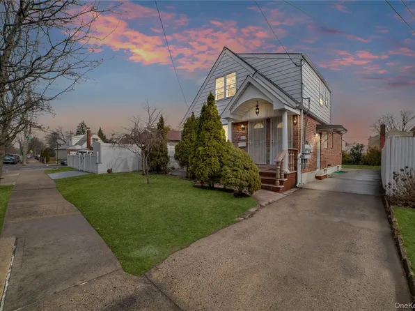 88-05 Winchester Boulevard, Queens Village, NY 11427