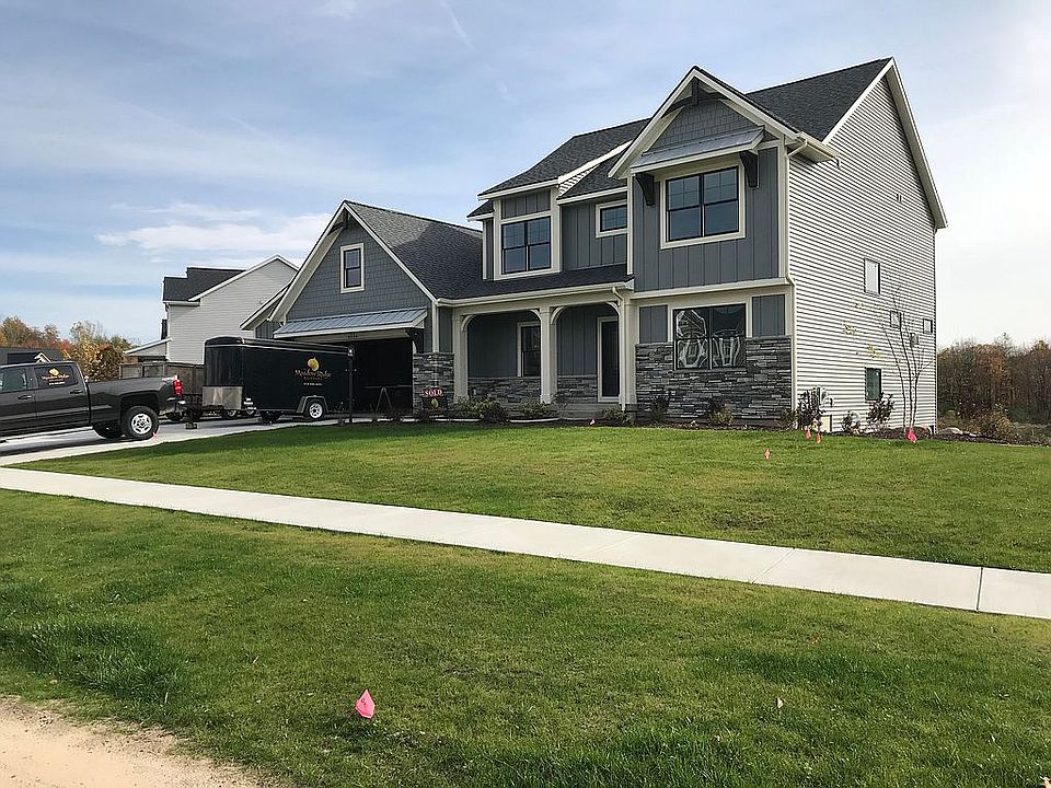 2nd image of 6536 Summer Meadows Dr NE