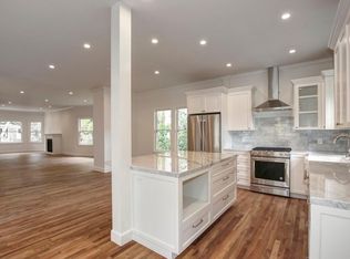 2120 T St, Sacramento, CA 95816