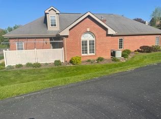 145 Crosswynds Dr, Beaver Falls, PA 15010