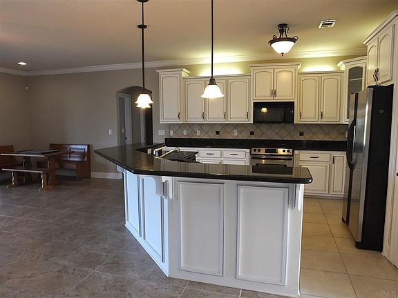 4th image of 338 Deer Point Dr