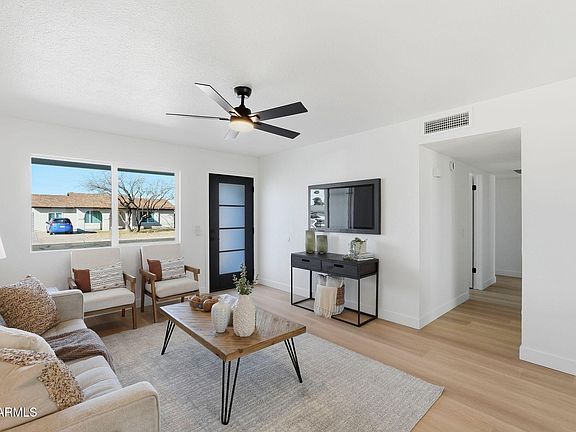 3rd image of 3401 W ORAIBI Drive