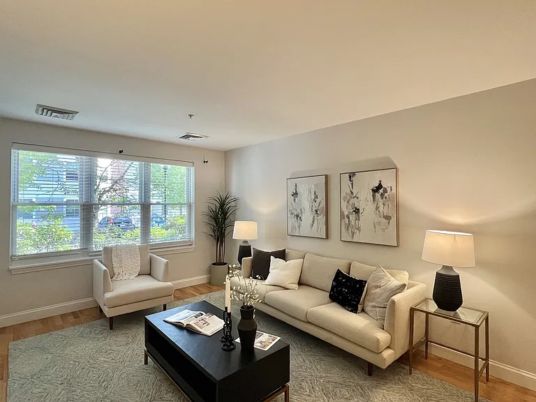 318 Rindge Ave #103 — Photo 2