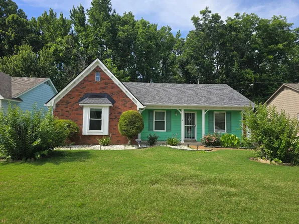 4750 Crestfield Rd, Millington, TN 38053
