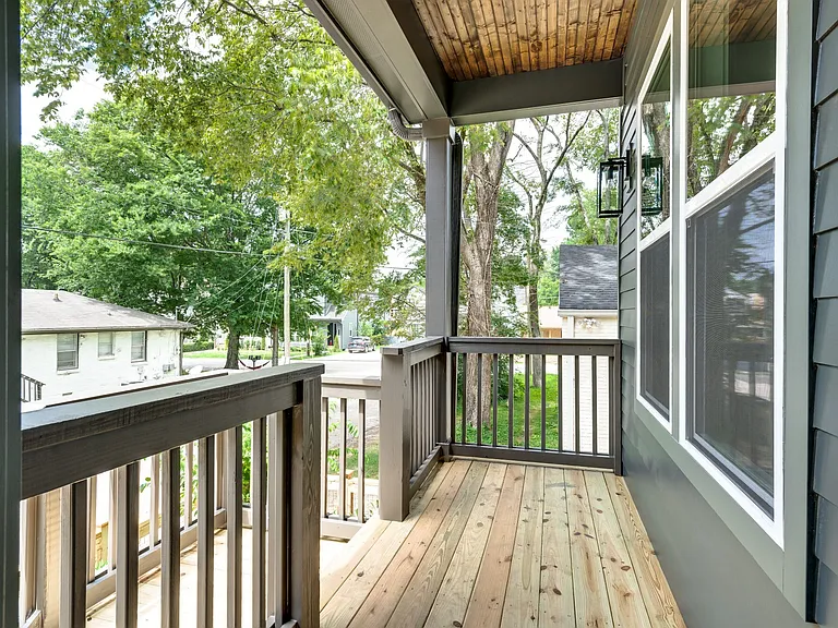 2430 Little Ave — Photo 11