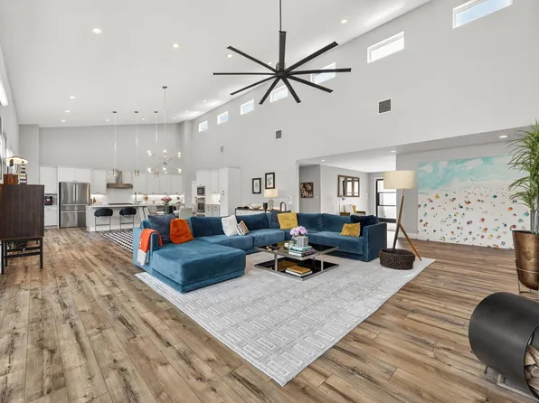 3501 Constitution Dr, Lago Vista, TX 78645