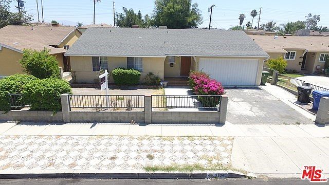 1st image of 7104 Nagle Ave