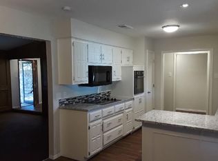 3021 Truxillo Dr, Dallas, TX 75228