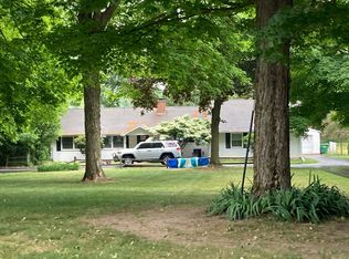 70593 Adamsville Rd, Edwardsburg, MI 49112