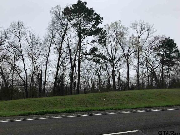 4th image of 37 Eighteen Acres Fm #79