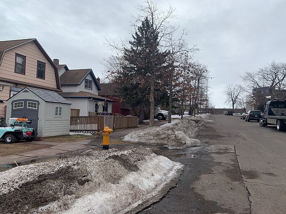 4th image of 430 N 51st Ave W