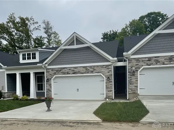 4360 Cottage Park Dr, Dayton, OH 45430