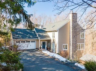 530 Brian Dean Dr, Glen Gardner, NJ 08826