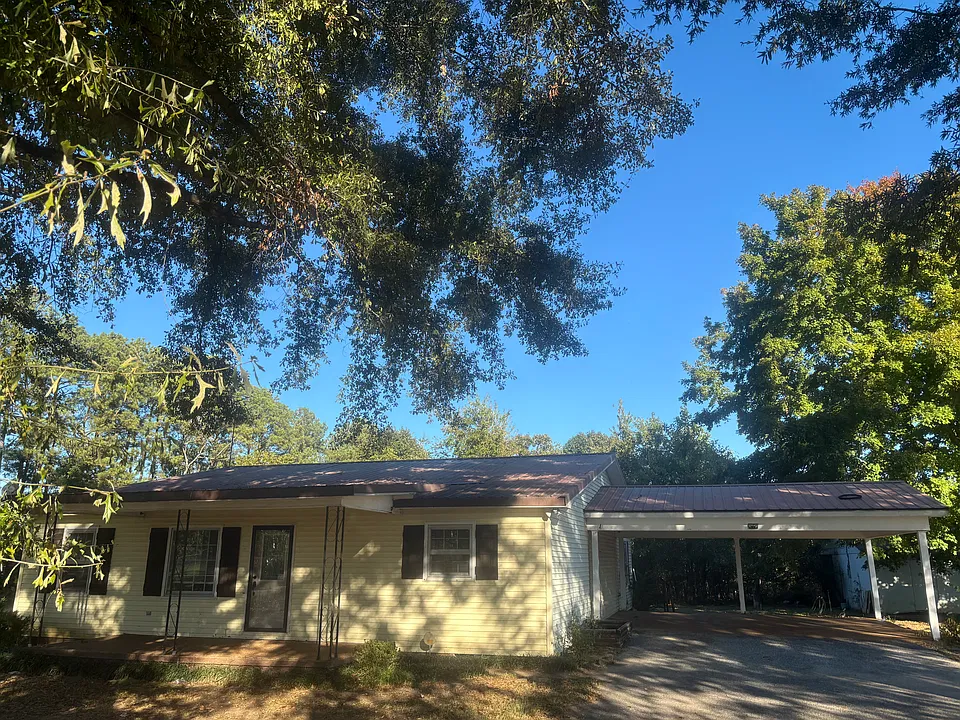 688 Cooper Anderson Rd
