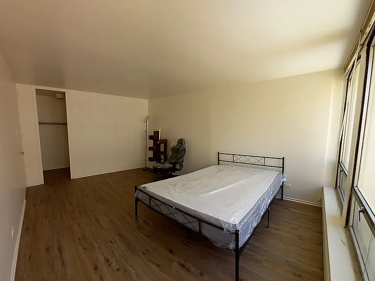 1450 E 55th Pl #717S — Photo 12