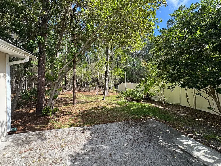 696 Hampton Downs Ct — Photo 20