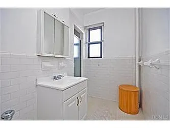 3388 Wayne Avenue  image 1 of 11