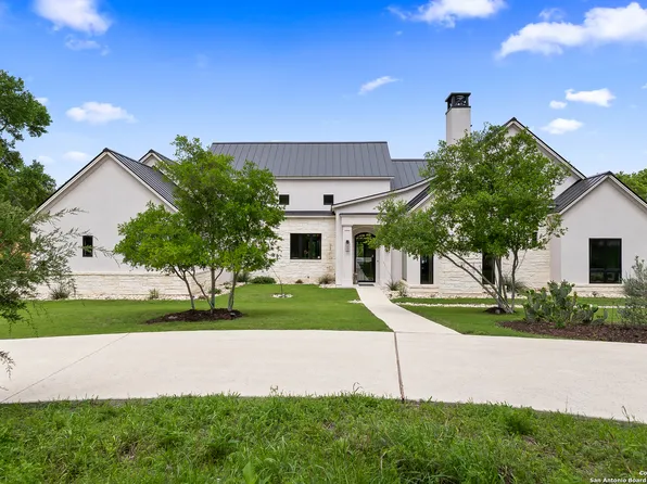 11207 Paraiso Bluff, Boerne, TX 78006