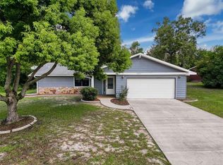 7470 Allen Dr, Weeki Wachee, FL 34613