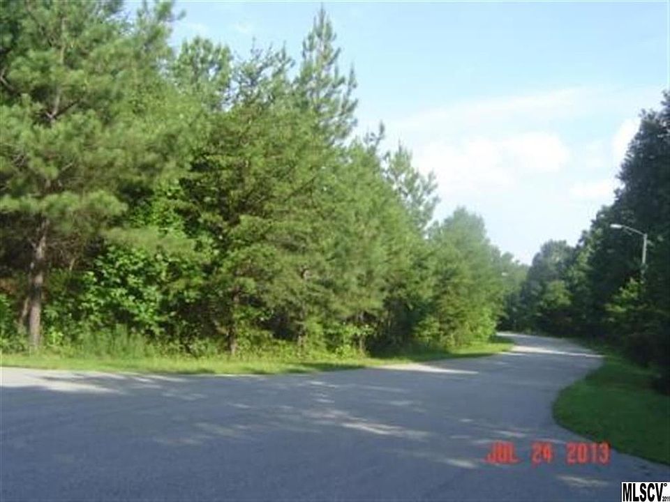 2nd image of 34 Overlook Dr