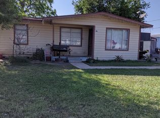 103 S Brazil St, Los Fresnos, TX 78566