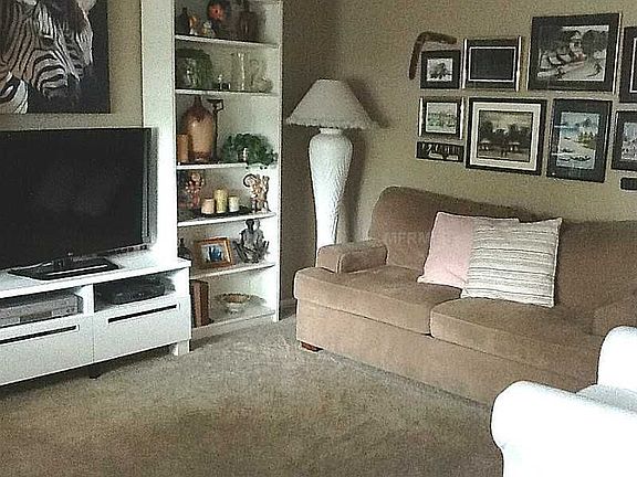 3rd image of 1859 Shore Dr S APT 105