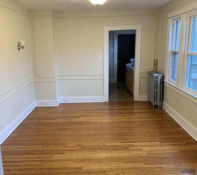 Dinning Room / TV Room