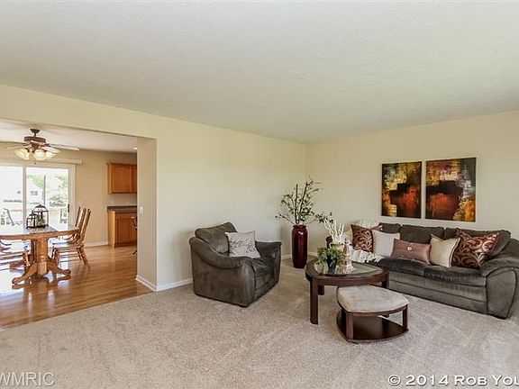 4th image of 10124 Farm Grove Ct SE