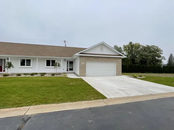 264 Windemere Pl, West Branch, MI 48661