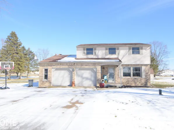 6125 S Martin Dr, Durand, MI 48429