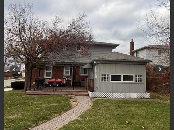 3rd image of 19806 Shady Lane Ave