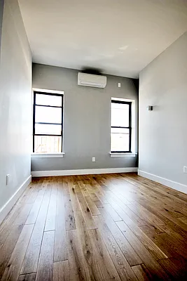 Rented by Nooklyn NYC LLC | media 3