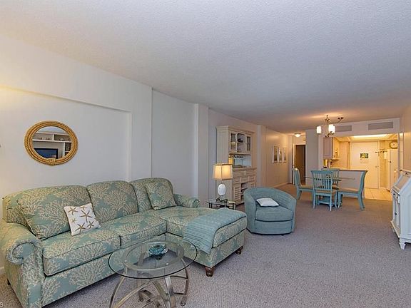 3rd image of 1977 Gulf Shore Blvd N APT 706