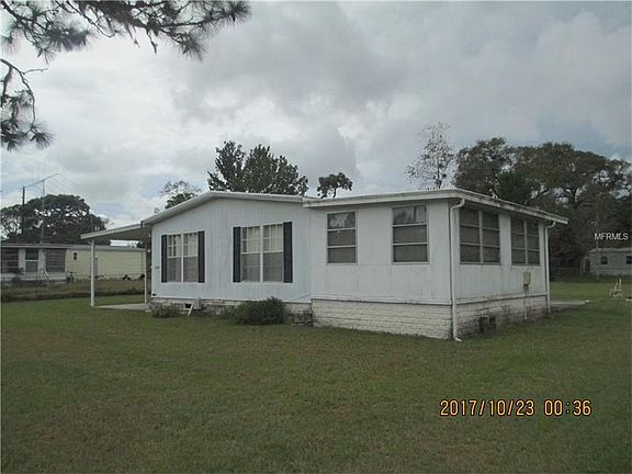 3rd image of 13521 Parkwood St