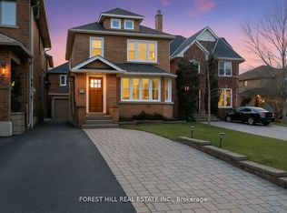 67 Yonge Blvd, Toronto, ON M5M 3G7