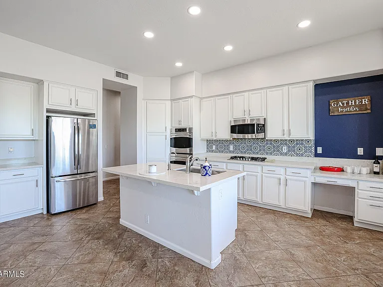 26832 N 45th Pl — Photo 9