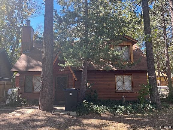 2nd image of 434 Highland Ln