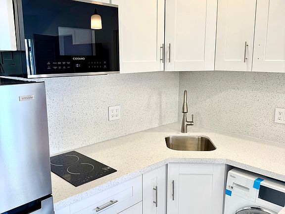 4th image of 3935 NW 62nd Ave #1