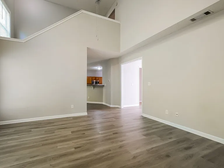 6739 Island Pointe Dr — Photo 6