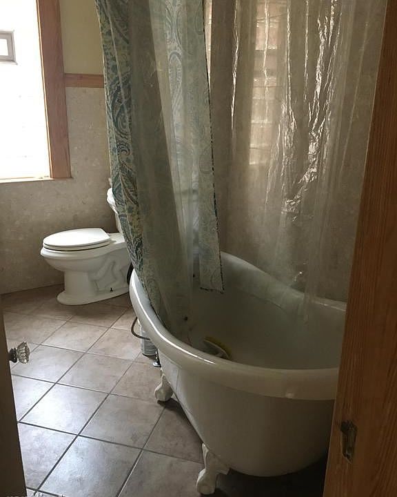 1st image of 11433 Ashbury Ave APT 7